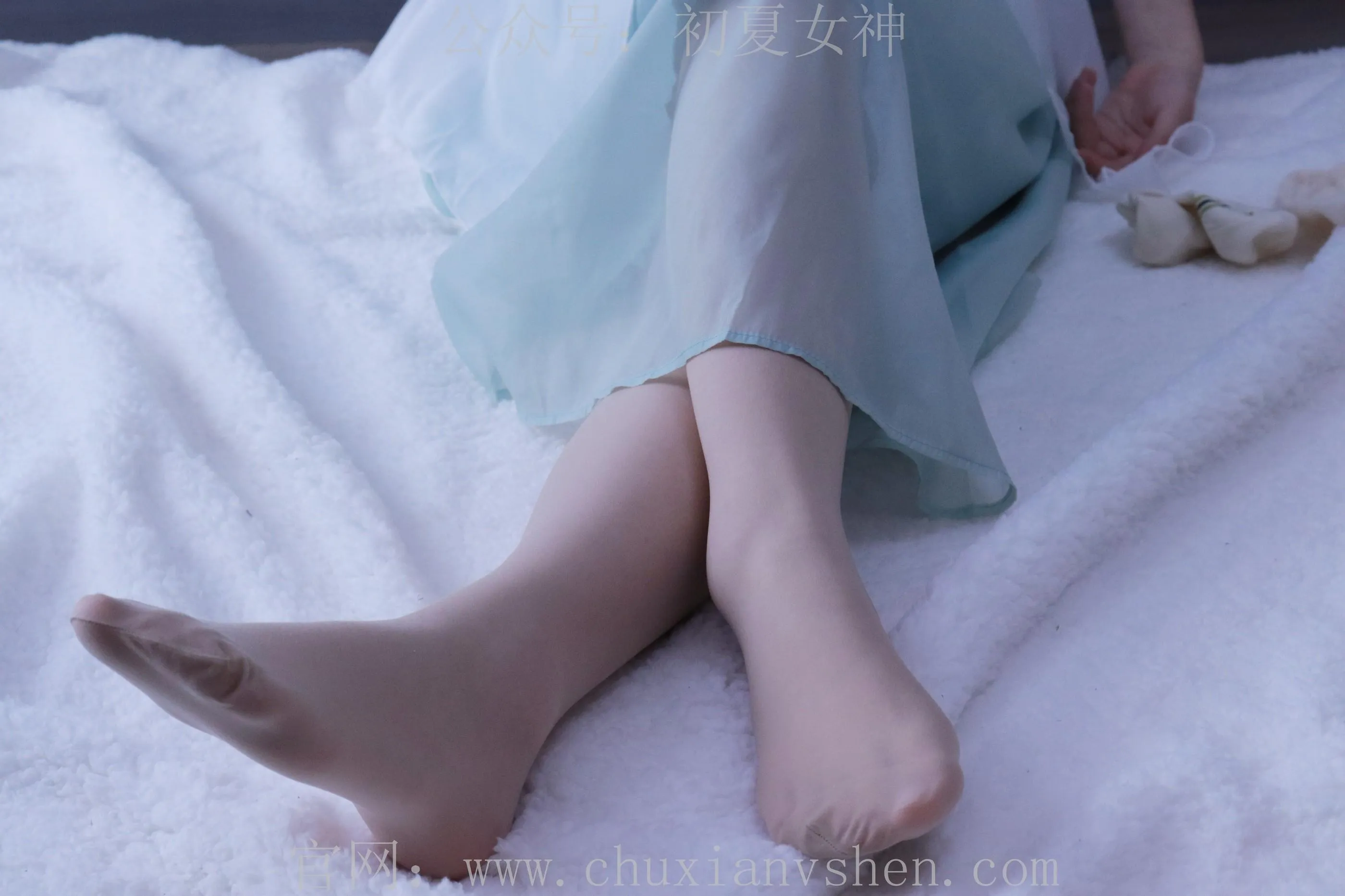 初夏女神 NO.009 念念 绿野仙踪M码连衣裙搭回力球鞋 [120P]插图